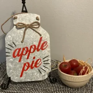 Apple of my Pie Tin Wall-hanging